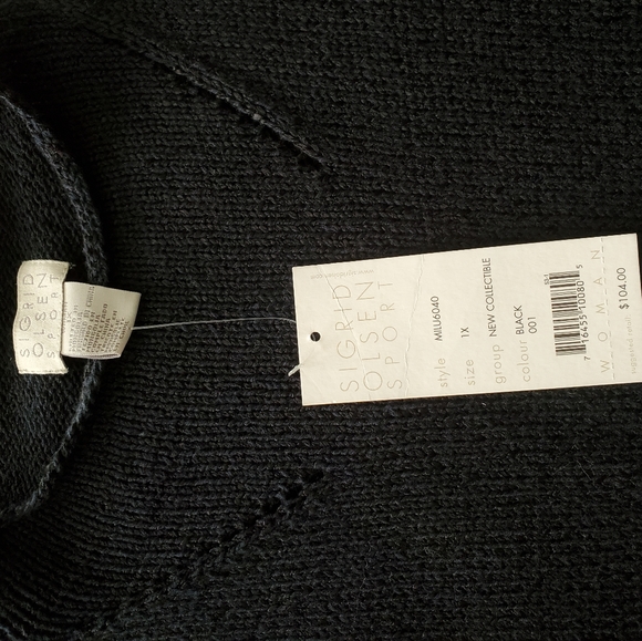 Sigrid Olsen Sport black knit shell. - Picture 4 of 5